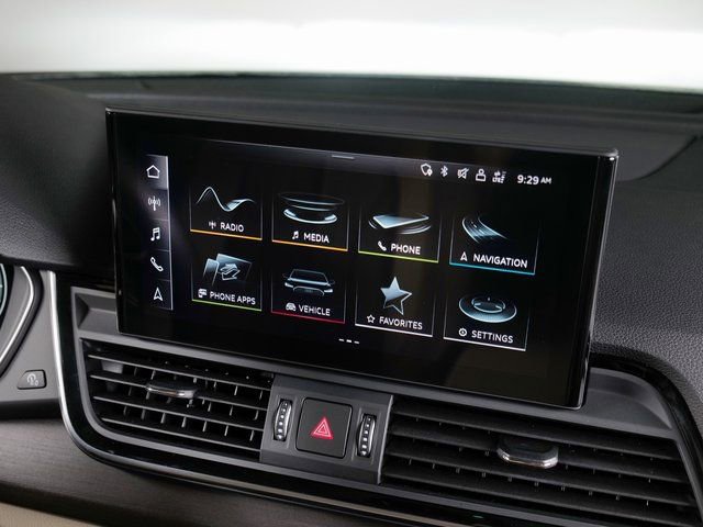 Used 2023 Audi Q5 Premium AWD/4WD image 16