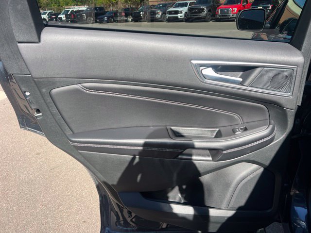 Used 2024 Ford Edge Titanium AWD/4WD image 17