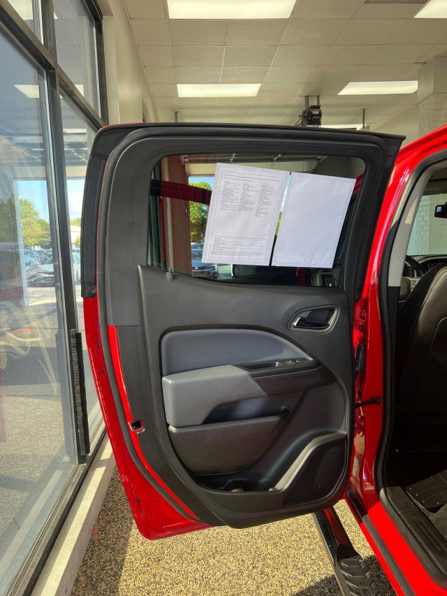 Used 2018 Chevrolet Colorado Z71 image 15