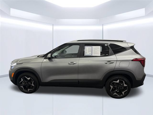 Certified 2025 Kia Seltos S AWD/4WD image 9