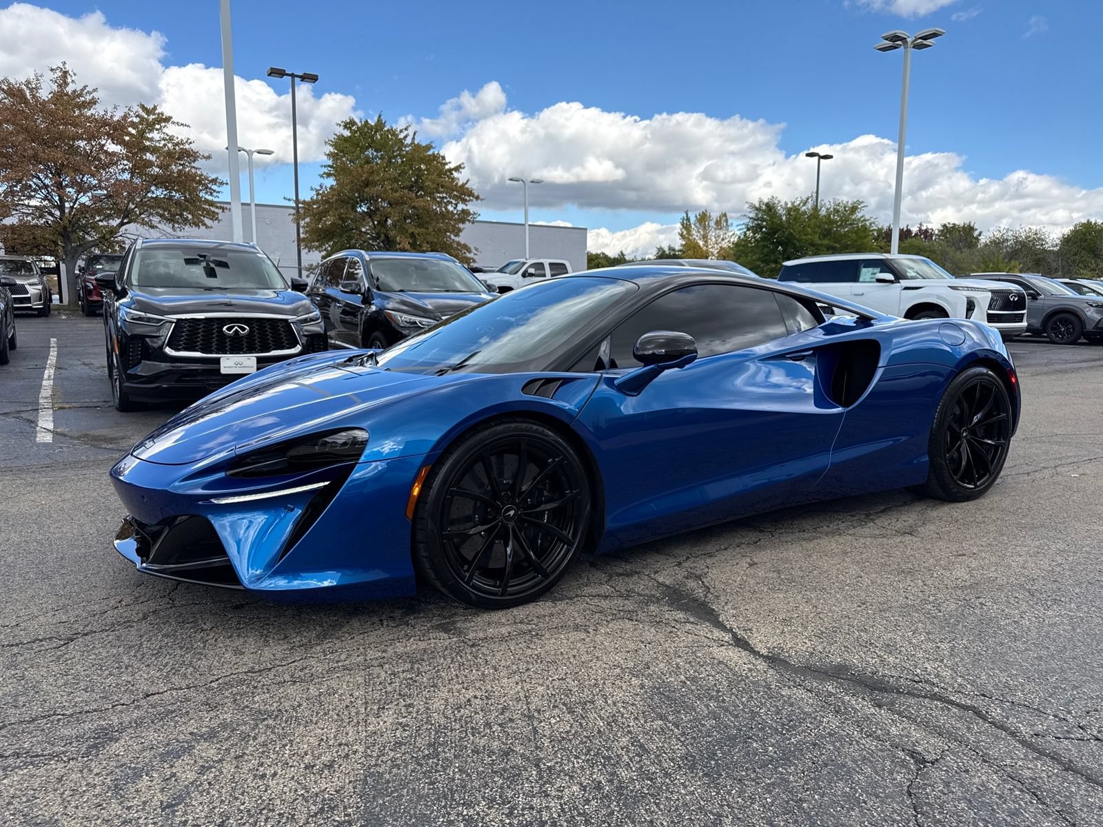 Used 2023 McLaren Artura RWD 360° Tour