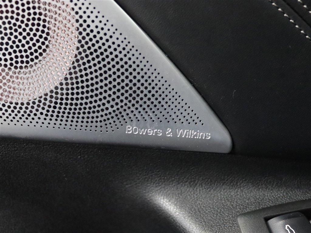 Used 2020 BMW M550i xDrive w/ Executive Package image 39