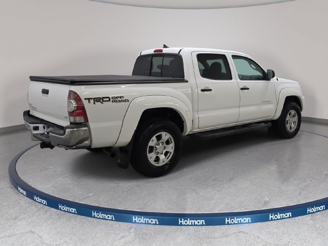Used 2015 Toyota Tacoma 4x4 Double Cab w/ TRD Off-Road Package image 6