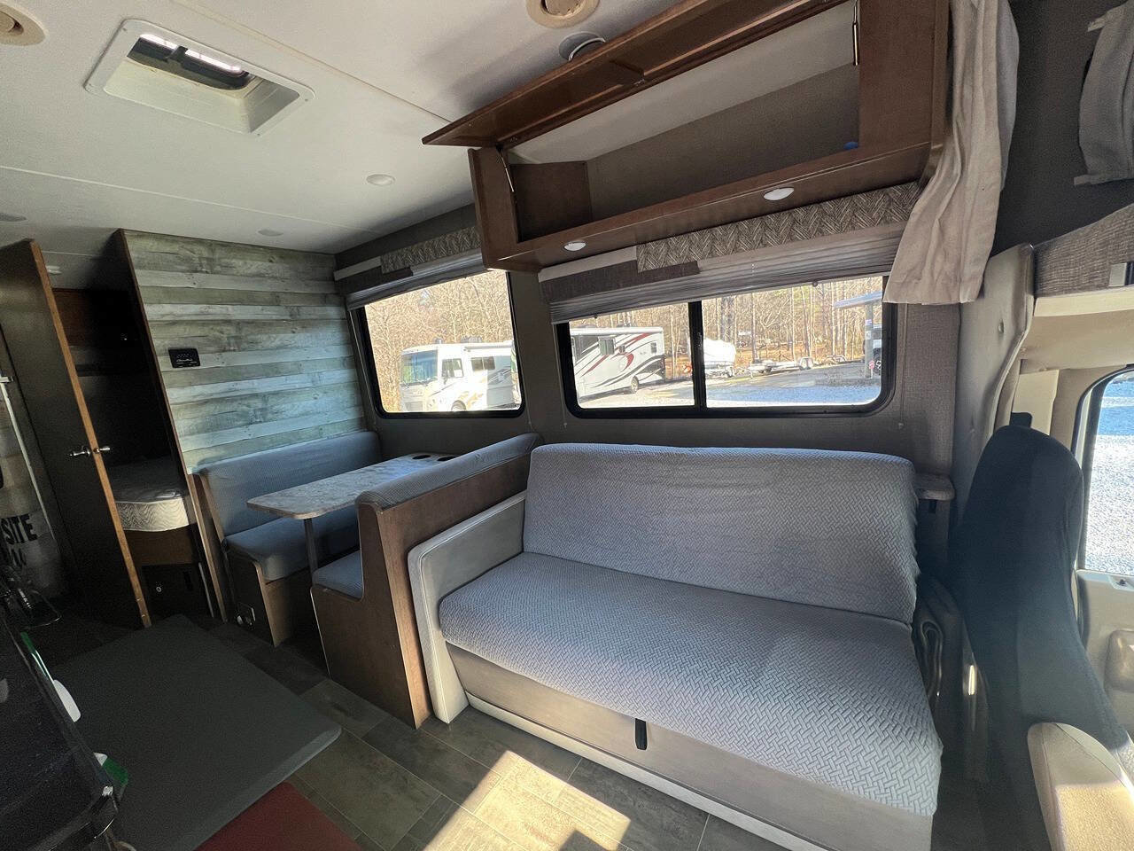 Used 2018 Ford E-350 and Econoline 350 Super Duty w/ Motorhome Prep Package image 27