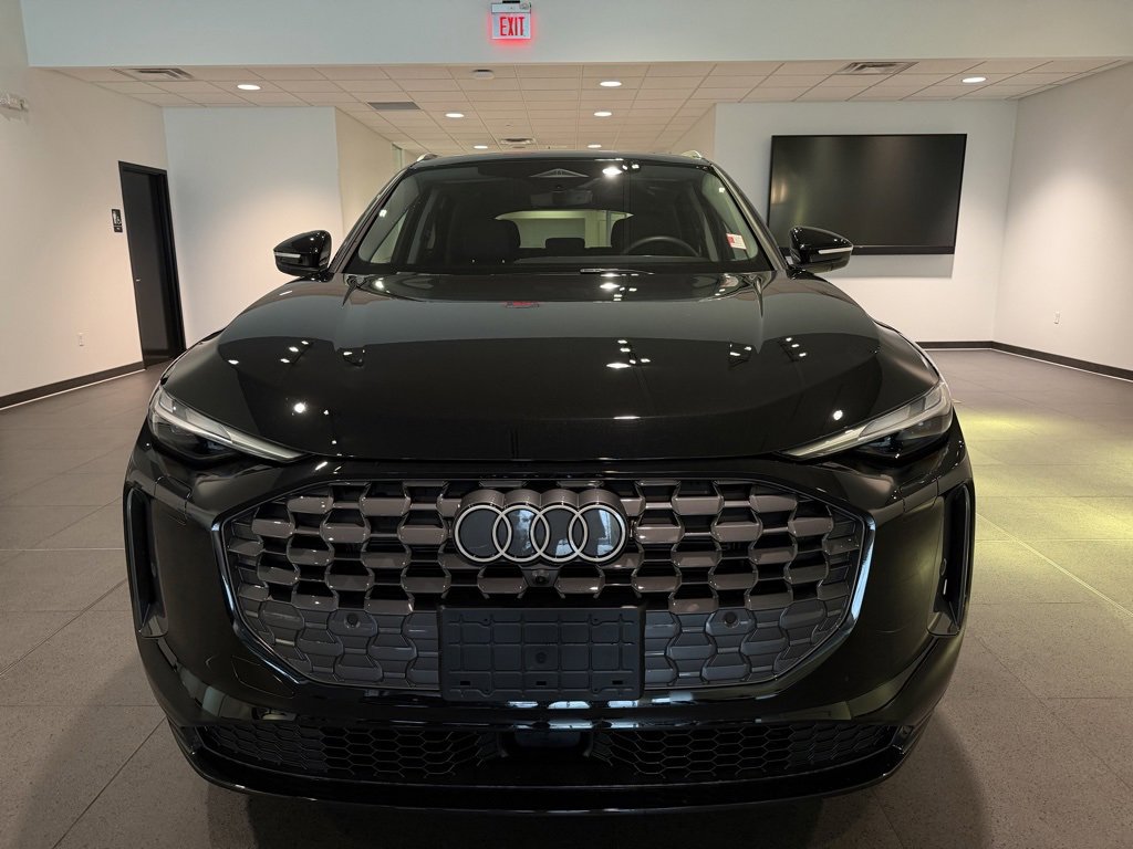 Used 2025 Audi Q5 Premium w/ Convenience Package image 30