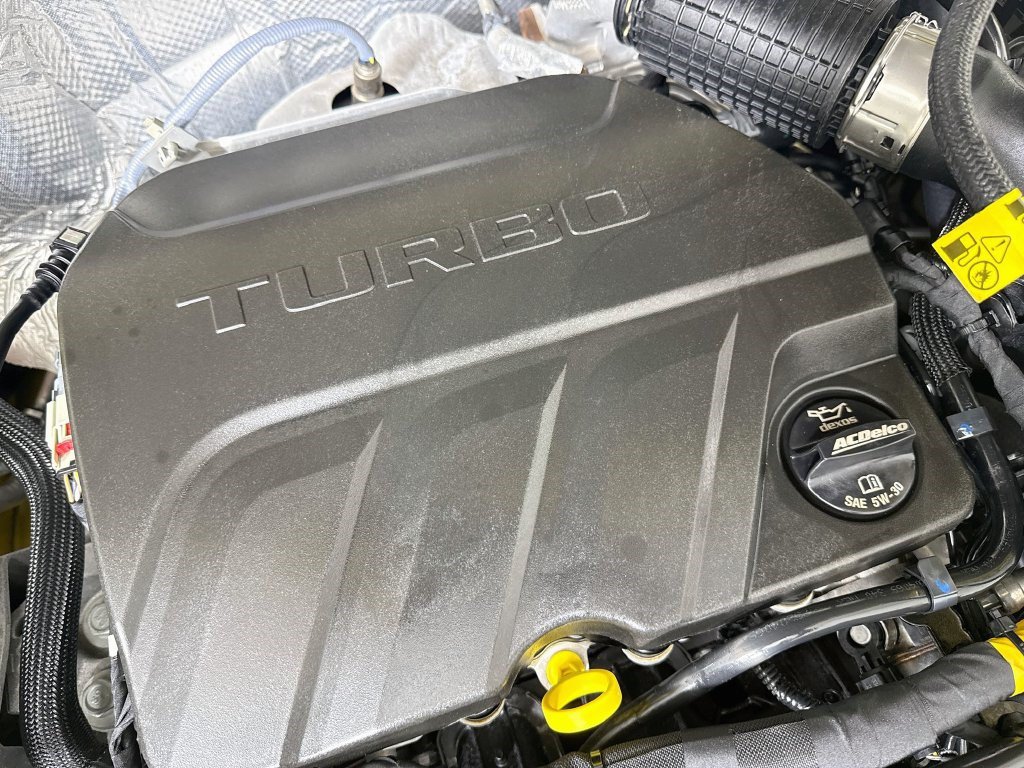 Used 2024 Chevrolet Trax RS FWD image 37