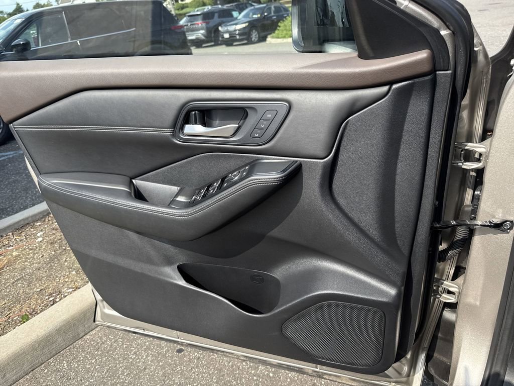 Certified 2022 Nissan Rogue SL image 26