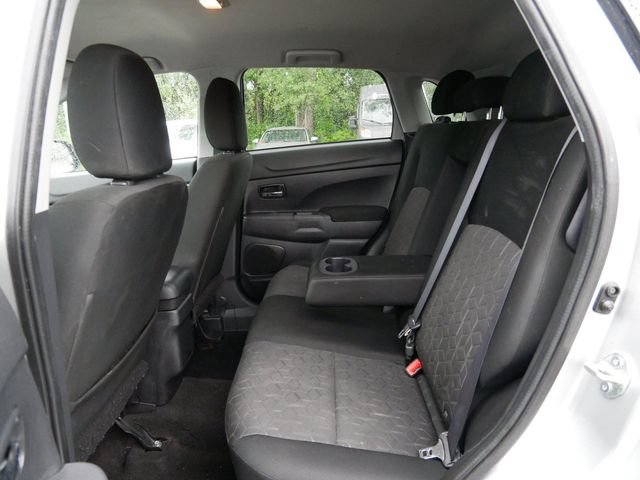 Used 2024 Mitsubishi Outlander Sport ES AWD/4WD image 11