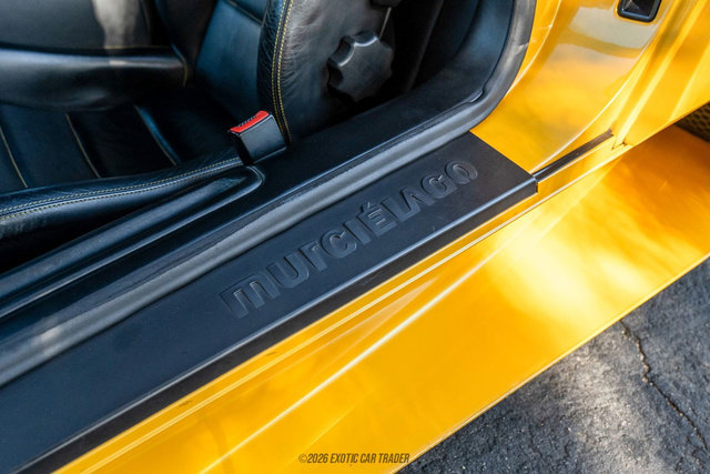 Used 2004 Lamborghini Murcielago Coupe image 30