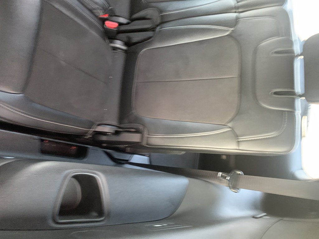 Used 2023 Jeep Grand Cherokee L Laredo image 38