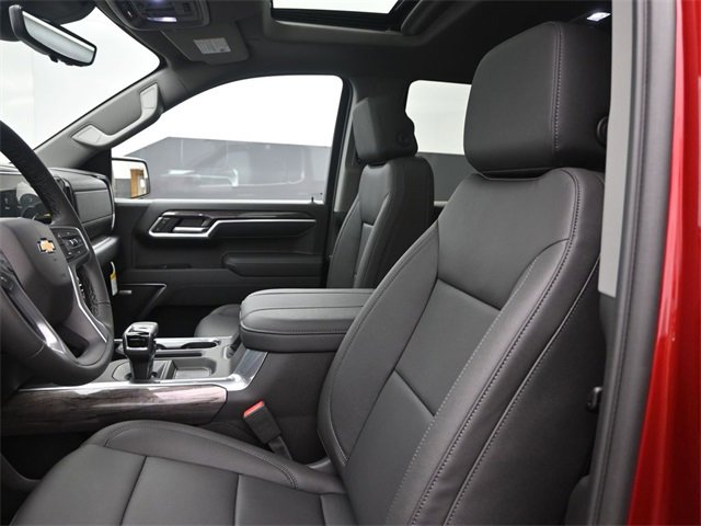 New 2026 Chevrolet Silverado 1500 LTZ w/ LTZ Premium Package image 8