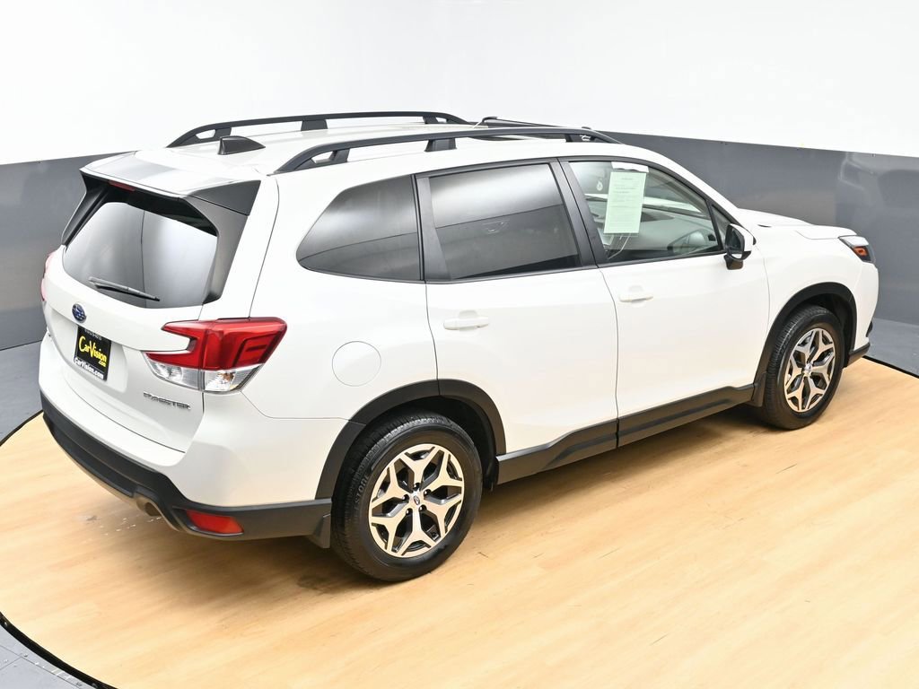 Used 2024 Subaru Forester Premium image 45
