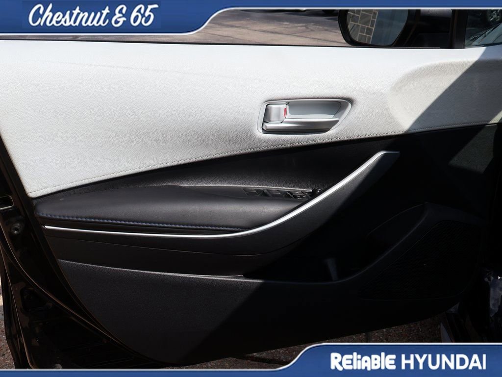 Used 2020 Toyota Corolla SE w/ SE Premium Package image 21