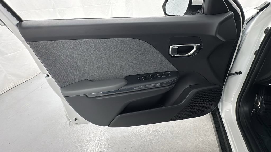 New 2025 Kia K4 EX image 16