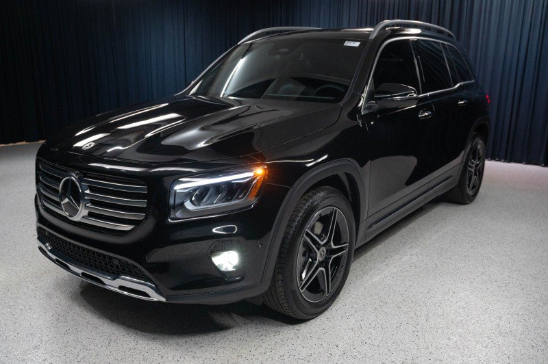 New 2026 Mercedes-Benz GLB 250 image 1