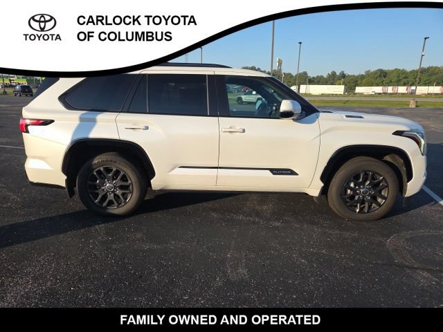 Used 2023 Toyota Sequoia Platinum AWD/4WD image 7