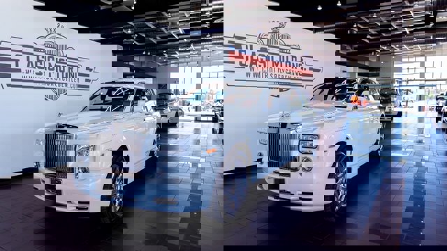 Used 2010 Rolls-Royce Phantom Sedan image 11
