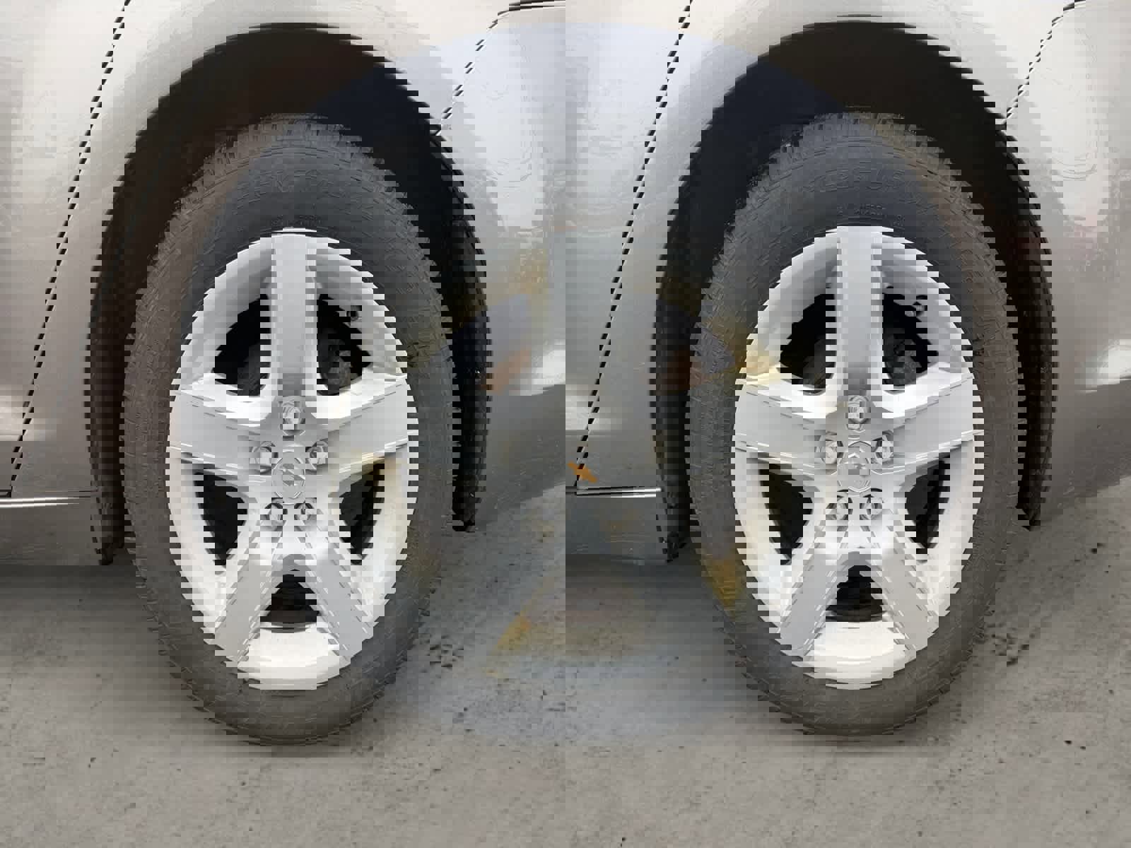 Used 2011 Chevrolet Malibu LS image 9