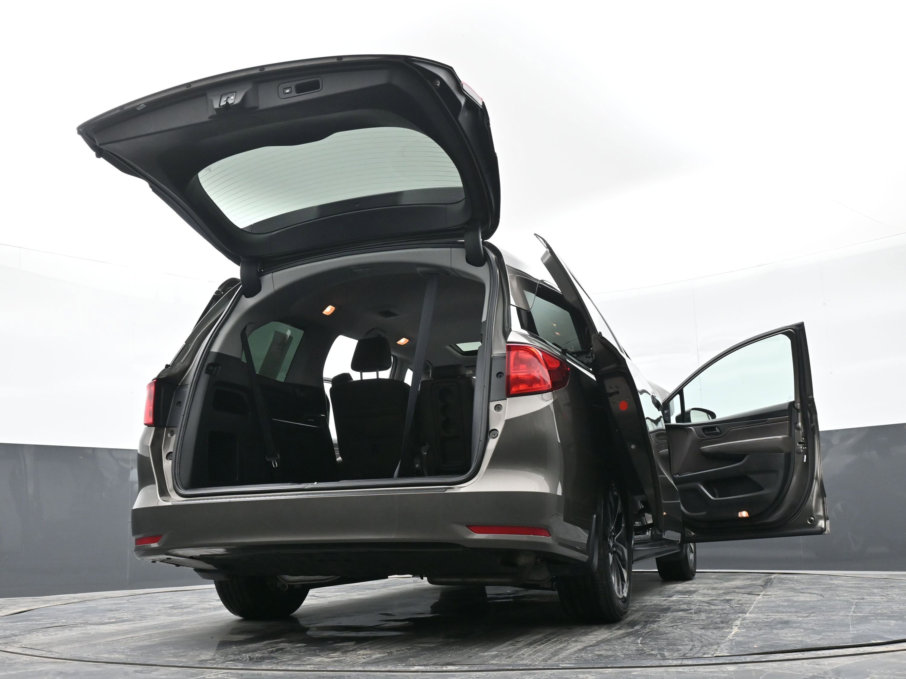 Used 2023 Honda Odyssey EX-L image 51