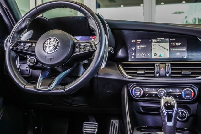Used 2024 Alfa Romeo Giulia Veloce RWD image 19