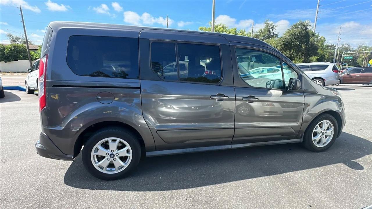Used 2016 Ford Transit Connect XLT FWD image 7