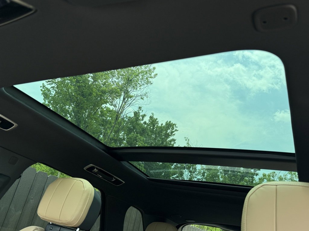 New 2025 Land Rover Range Rover Sport Dynamic SE image 27