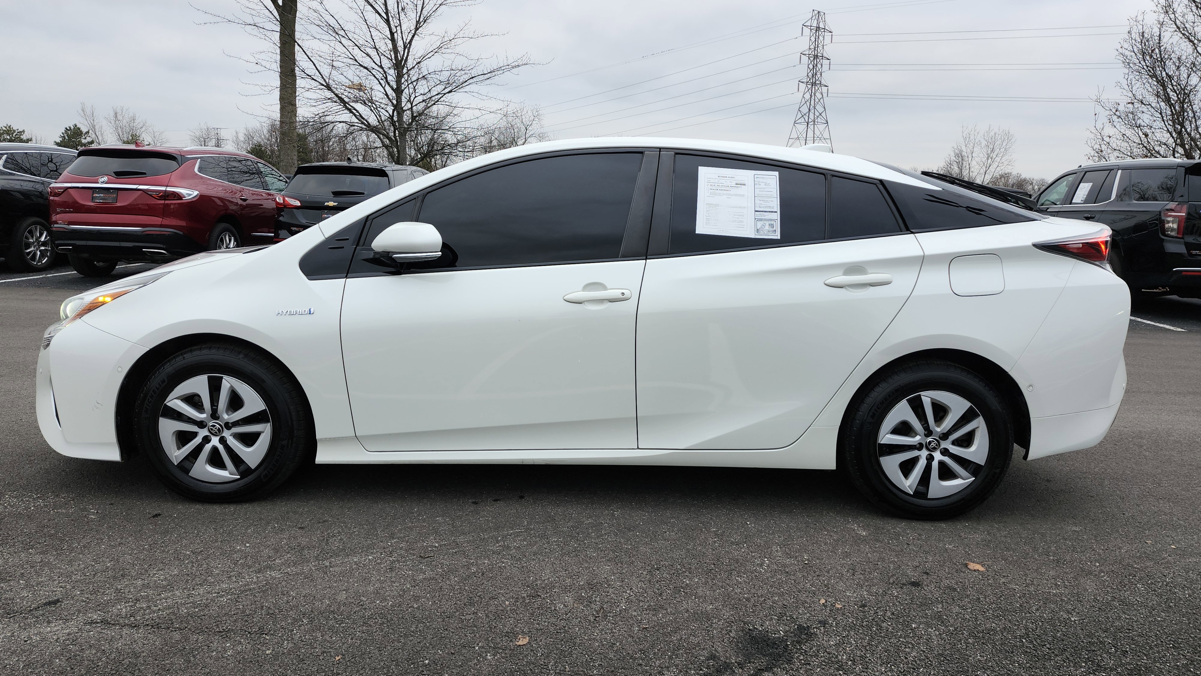Used 2017 Toyota Prius Four image 17