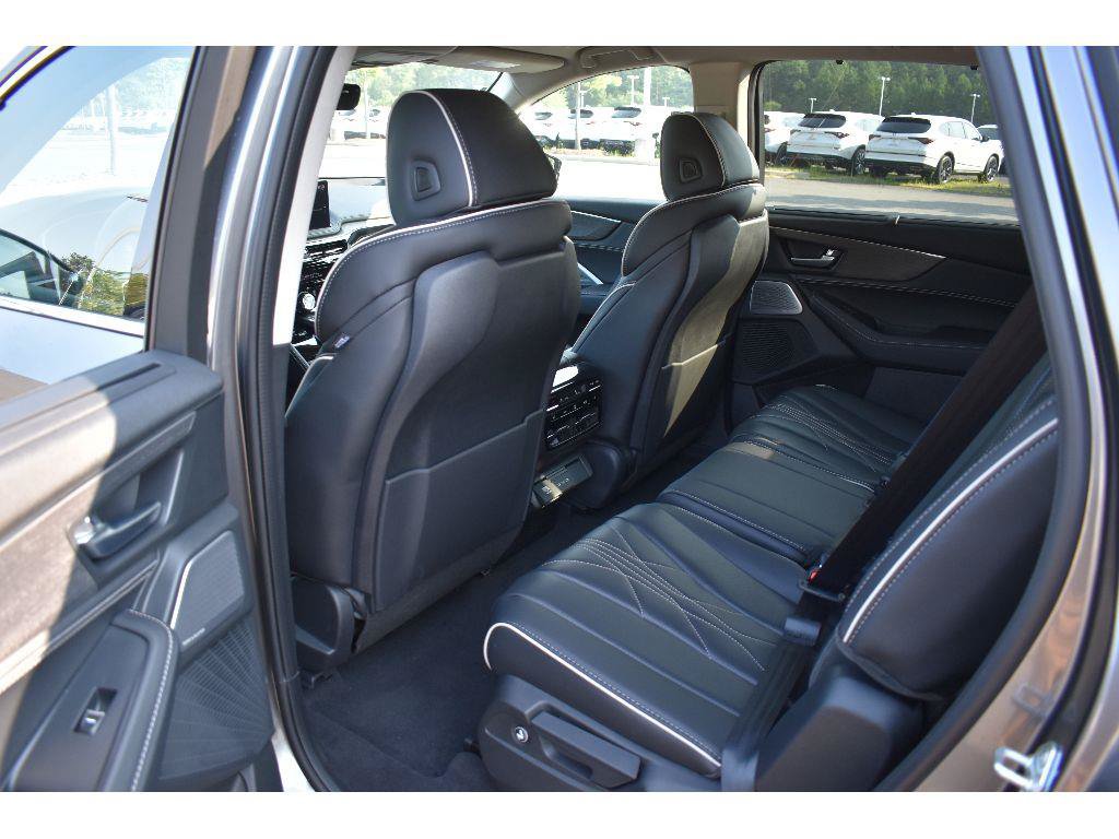 New 2026 Acura MDX w/ Advance Package AWD/4WD image 31