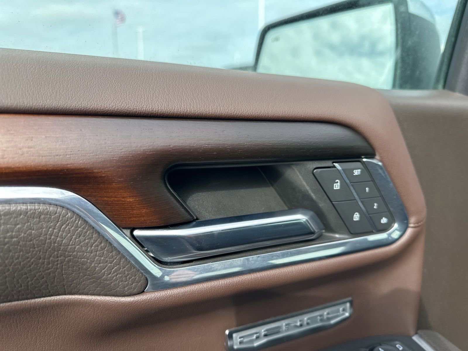 Used 2024 GMC Sierra 1500 Denali w/ Denali Reserve Package image 25