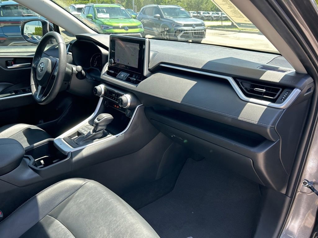 Used 2023 Toyota RAV4 XLE Premium image 37