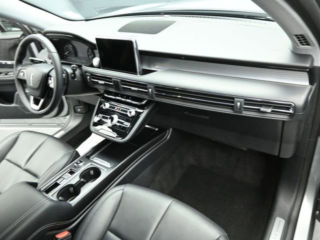 Certified 2022 Lincoln Corsair AWD w/ Equipment Group 101A image 29