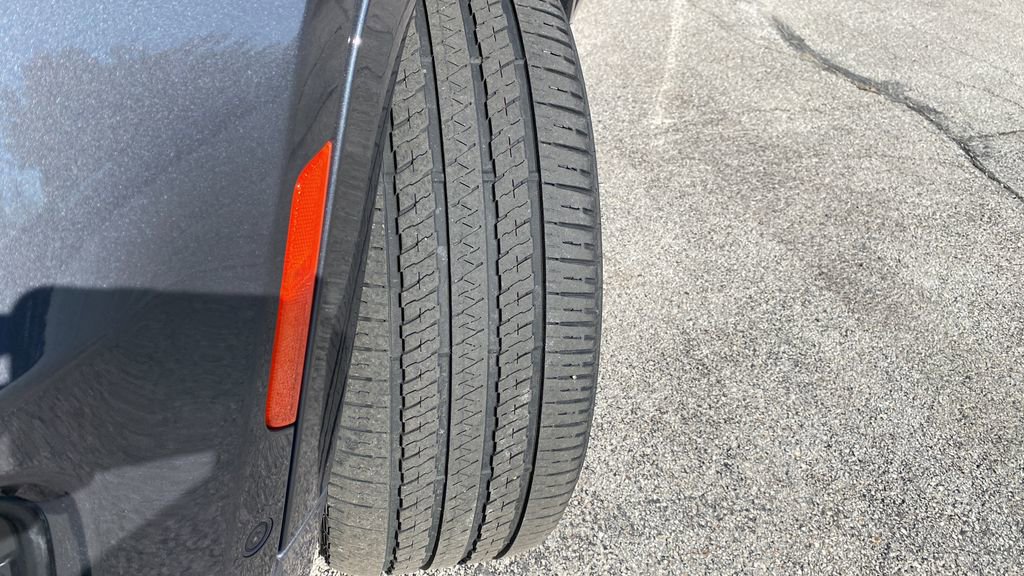 Used 2023 Jeep Grand Cherokee L Overland image 39