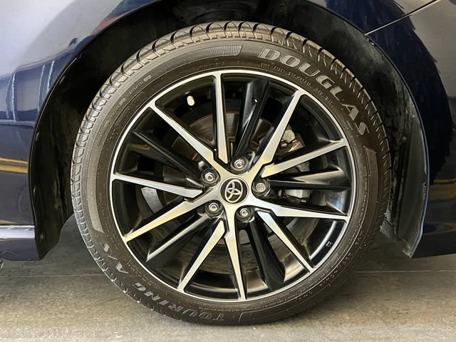 Used 2022 Toyota Camry SE FWD image 12