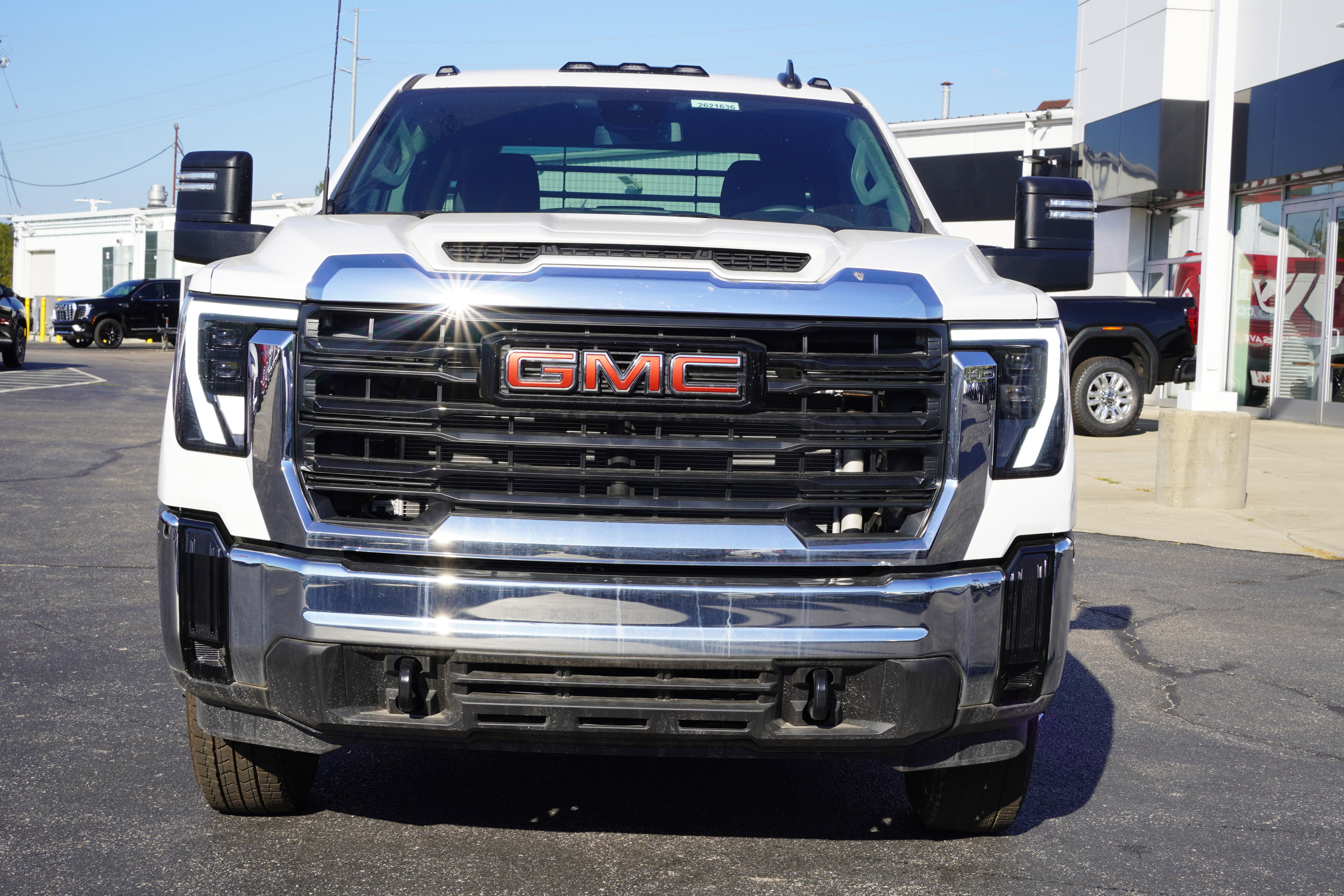 New 2025 GMC Sierra 3500 Pro w/ Convenience Package AWD/4WD image 2