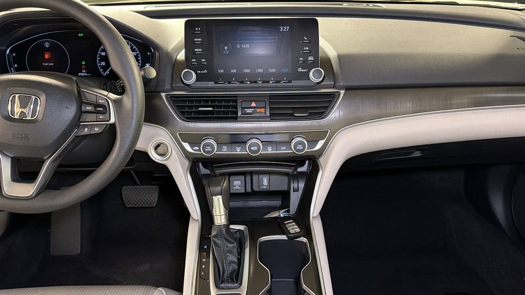 Used 2018 Honda Accord LX image 16