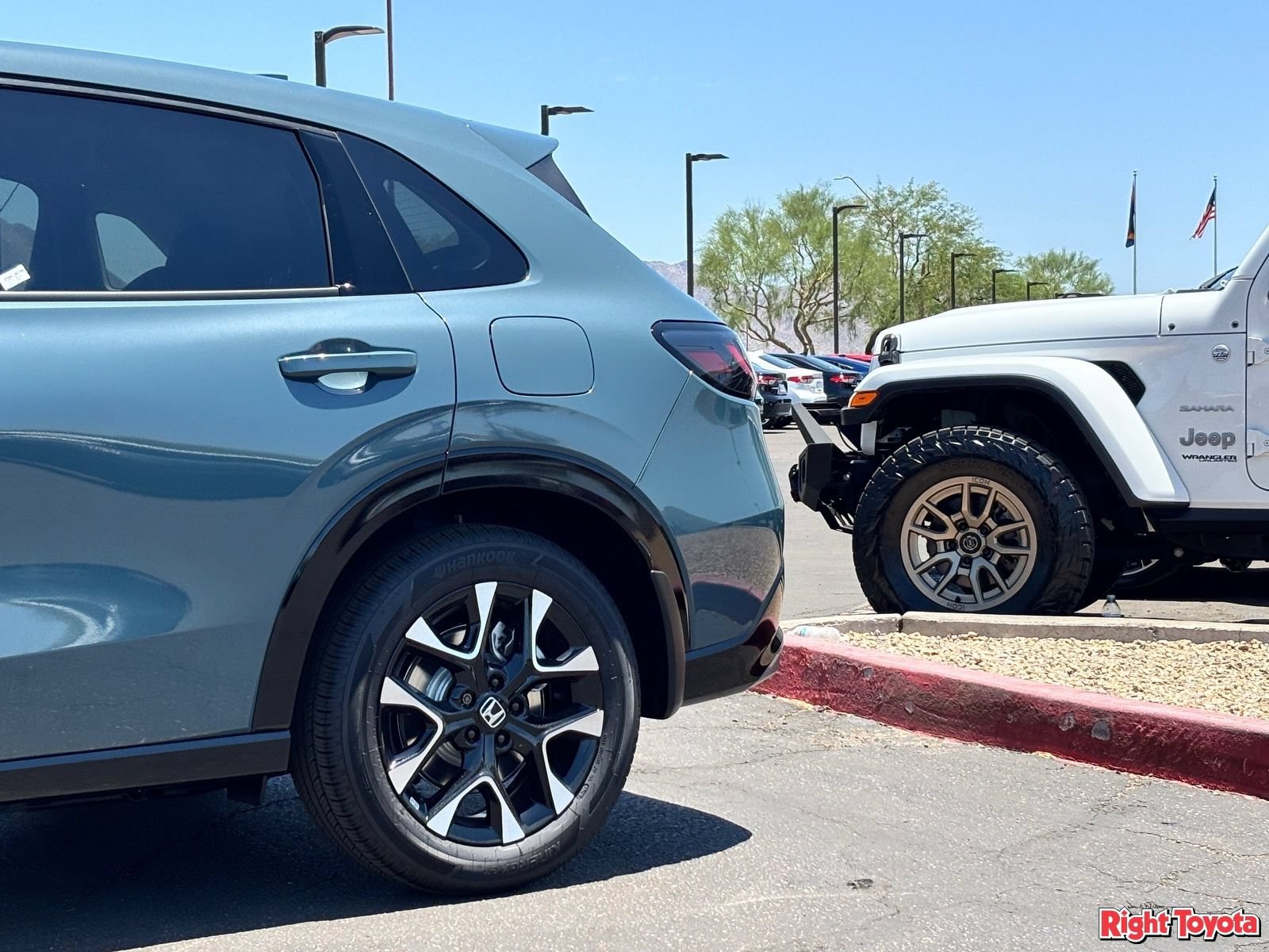 Used 2027 Honda HR-V EX-L image 10
