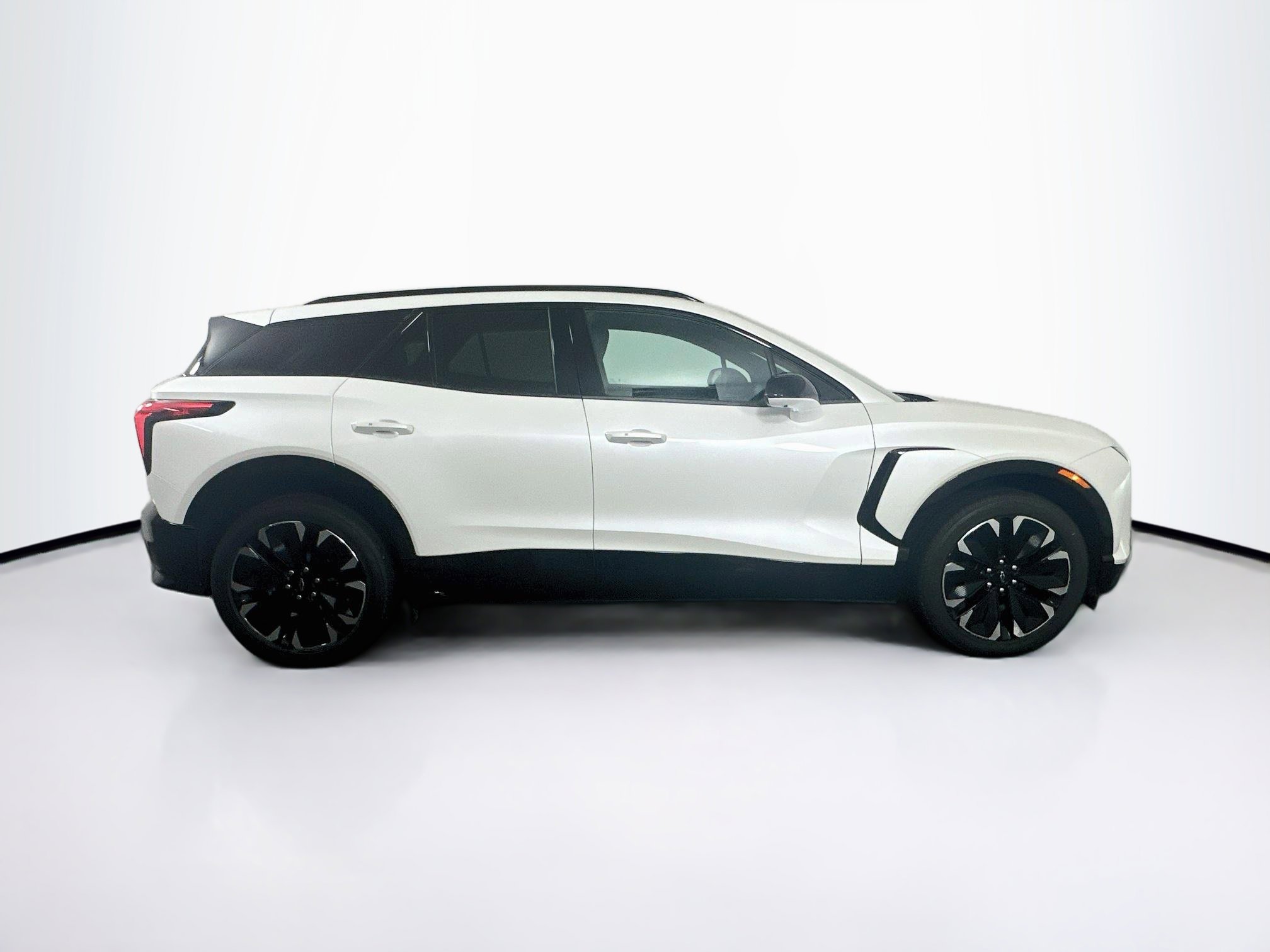 Used 2024 Chevrolet Blazer EV RS AWD/4WD image 10