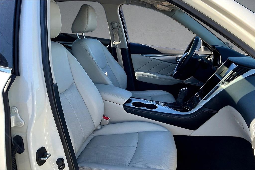 Used 2022 INFINITI Q50 Luxe w/ Cargo Package image 30