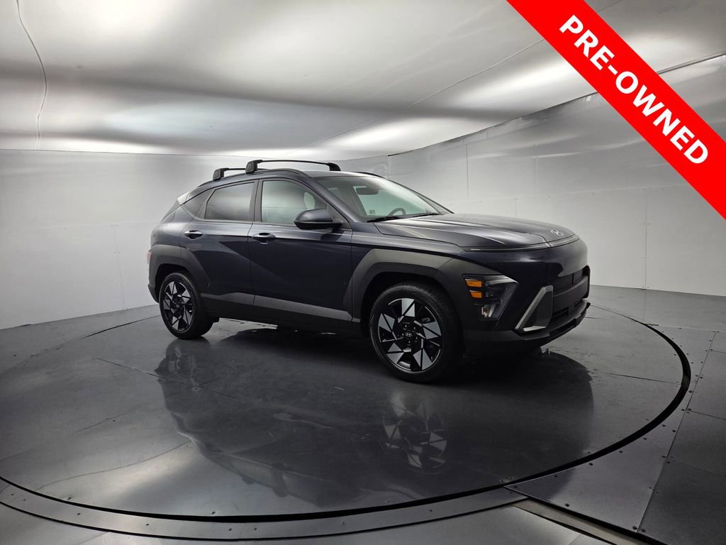 Used 2024 Hyundai Kona SEL image 2