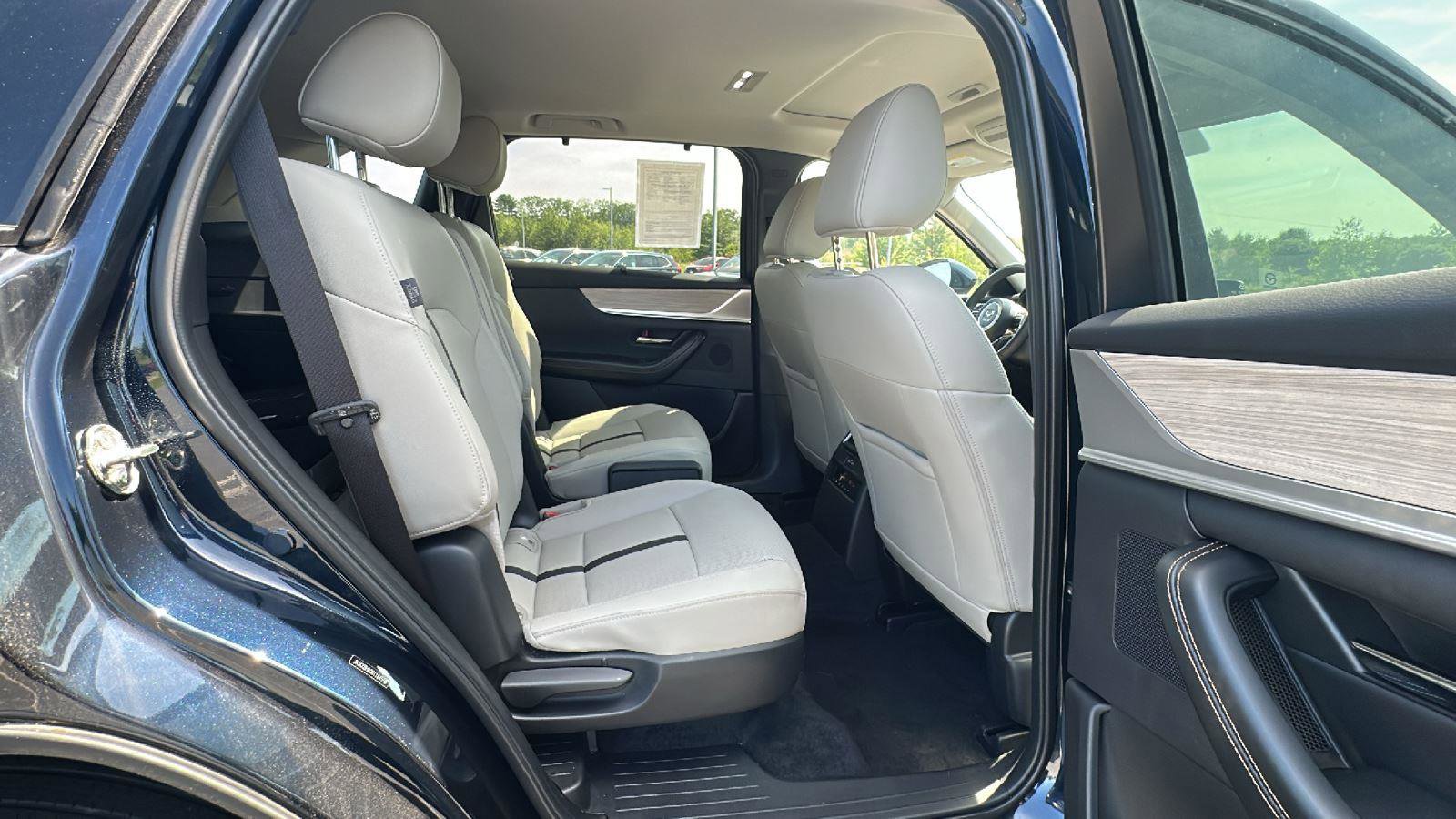 Certified 2024 MAZDA CX-90 Plug-In Hybrid w/ Preferred image 21