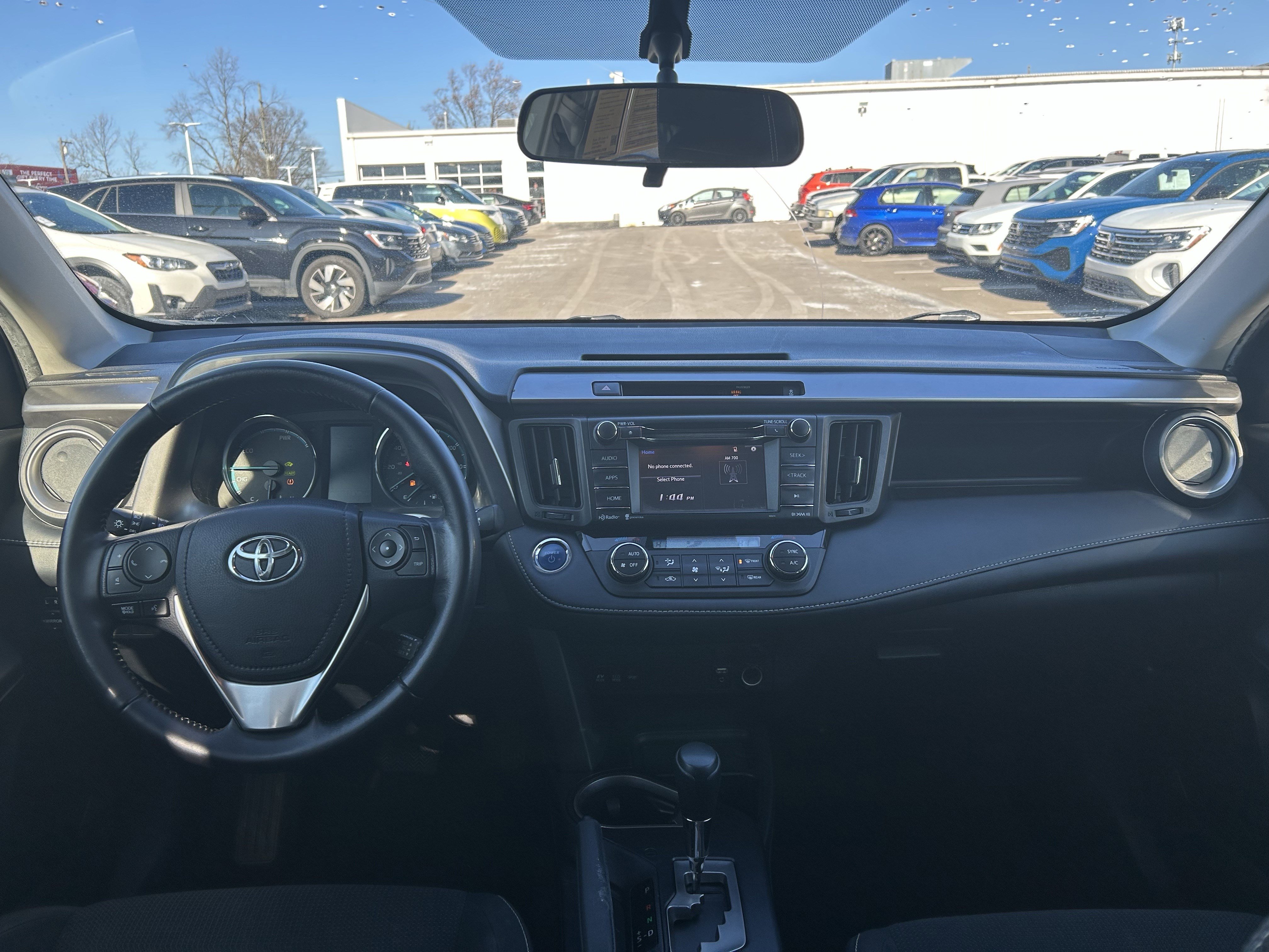 Used 2016 Toyota RAV4 XLE image 10
