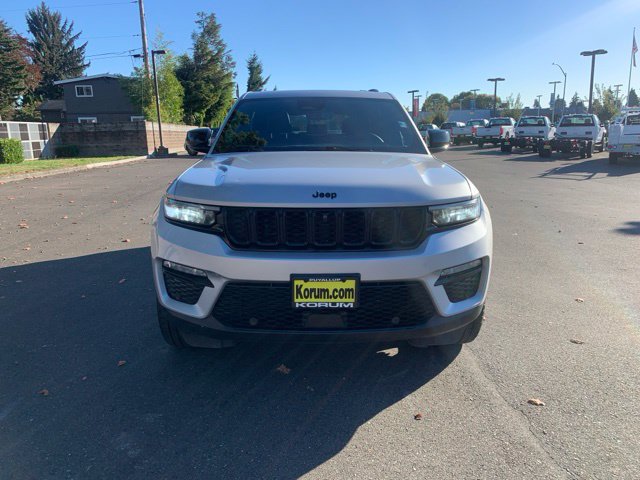 Used 2024 Jeep Grand Cherokee Limited w/ Luxury Tech Group II AWD/4WD image 10