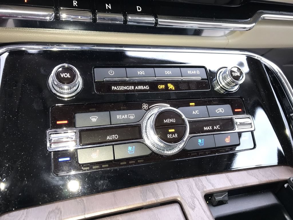 Used 2024 Lincoln Navigator Reserve AWD/4WD image 19