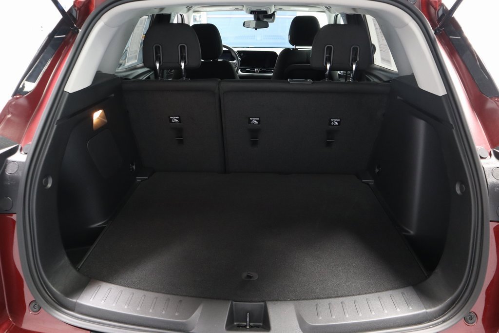 Used 2024 Chevrolet TrailBlazer LT w/ Driver Confidence Package image 16