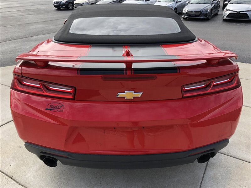 Used 2018 Chevrolet Camaro LT RWD image 6