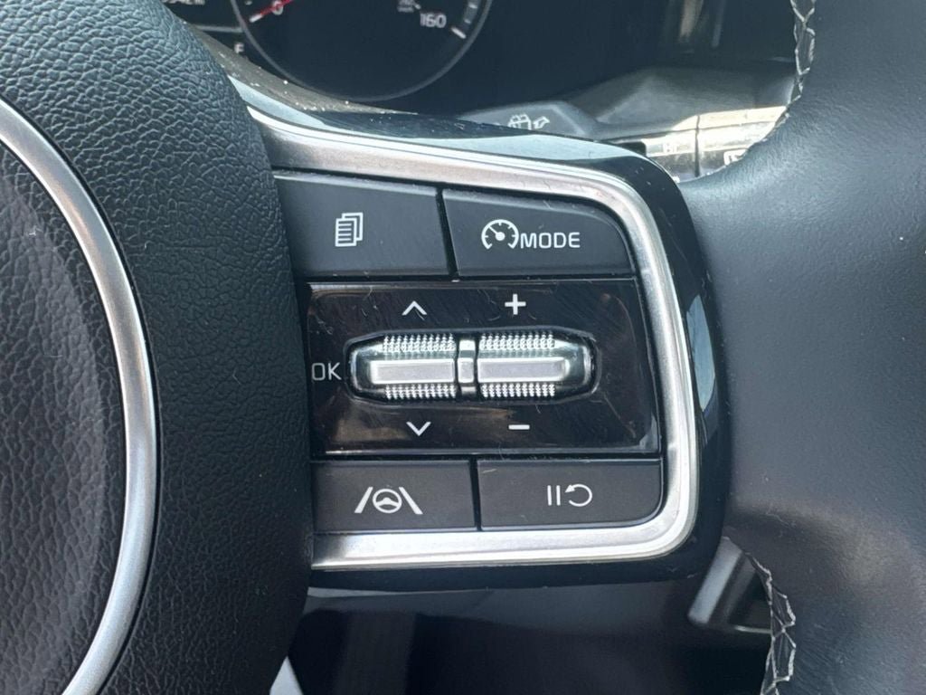 Certified 2023 Kia Sorento S w/ Panoramic Sunroof Package AWD/4WD image 16