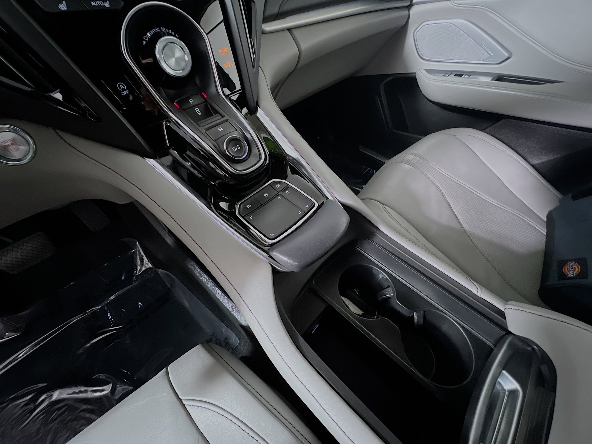 Used 2023 Acura RDX w/ Technology Package image 25