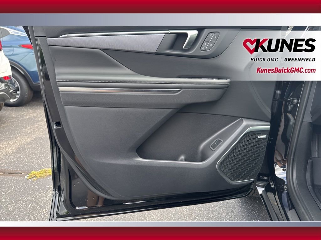 New 2026 Buick Enclave Sport Touring w/ Power Package image 39