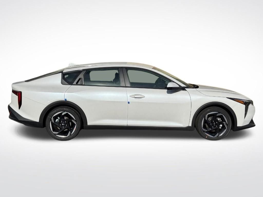 New 2025 Kia K4 EX FWD image 2