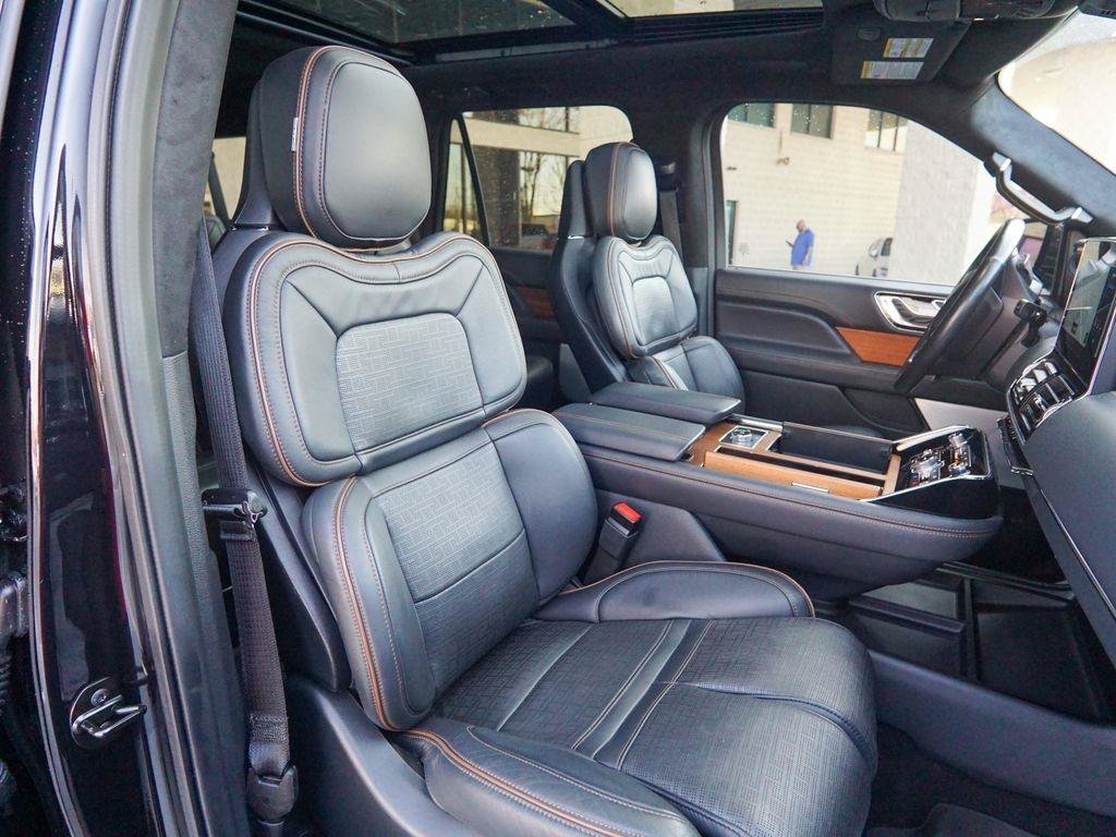 Used 2023 Lincoln Navigator L Black Label AWD/4WD image 35